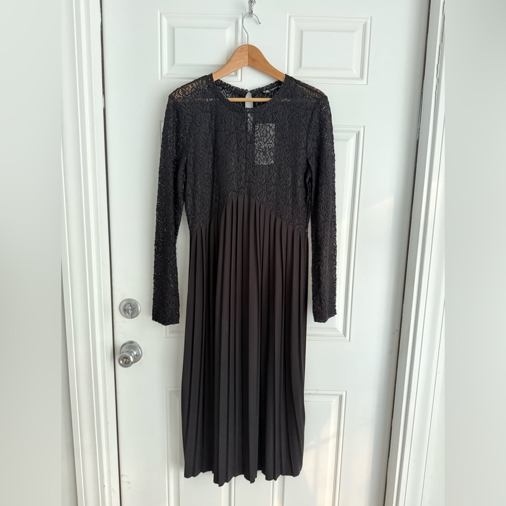 Zara NWT Black Lace Long Sleeve Dress with Pleated Skirt Size M
